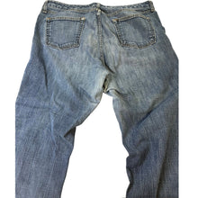Load image into Gallery viewer, Old Navy Women’s 18 Regular Bootcut Jeans Blue Stretch Denim