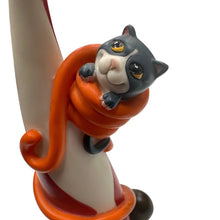 Load image into Gallery viewer, 2005 Cool Cats by Toni Goffe A5737 Madonna & Child (Madonna & Pavlova)