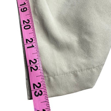 Load image into Gallery viewer, Columbia Silver Ridge Utility Capri 18W Omni-Shade UPF 50 NWT Khaki