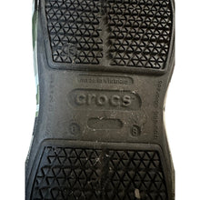 Load image into Gallery viewer, Crocs Camo Clogs Mens 6 Womens 8 Adjustable Strap Green Camouflage
