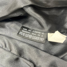 Load image into Gallery viewer, Pelle Studio Wilsons Leather Black Zip Vest Women’s Large
