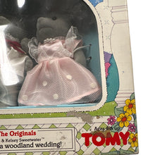 Load image into Gallery viewer, Sylvanian Families Collectables The Originals Morris and Kelsey Sweetwater TOMY
