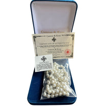 Load image into Gallery viewer, Camrose &amp; Kross JBK Jackie Kennedy 56” Faux Pearl Necklace Box COA
