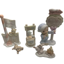 Load image into Gallery viewer, Precious Moments by Enesco Sugar Town Figurines Set of 5
