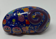 Load image into Gallery viewer, Laurel Burch Cat Egg Statues - Set of 4
