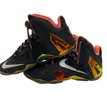 Load image into Gallery viewer, Nike LeBron 11 Elite Size 10.5
