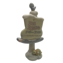 Load image into Gallery viewer, Precious Moments by Enesco Sugar Town Figurines New Set of 5 Ice Skating
