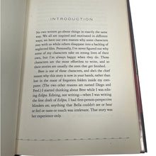 Load image into Gallery viewer, The Short Second Life of Bree Tanner by Stephenie Meyer 1st Edition 1st Printing
