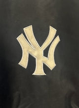 Load image into Gallery viewer, *Sale* New York Yankees Leather Jacket Coat G-III MLB NY Team Leather Jacket
