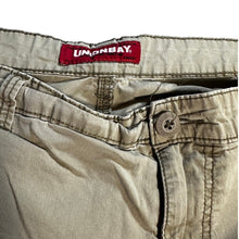Load image into Gallery viewer, Unionbay Men's Khaki Cargo Shorts Size 40 Stretch Cotton Casual
