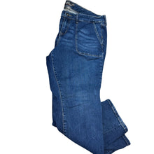 Load image into Gallery viewer, Torrid Boyfriend Straight Vintage Stretch Jeans 18S Patch Pockets
