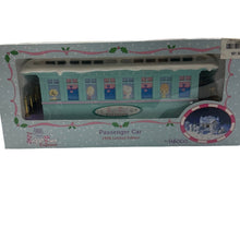 Load image into Gallery viewer, Precious Moments Enesco Sugar Town Express Passenger Car 1996 Limited Edition
