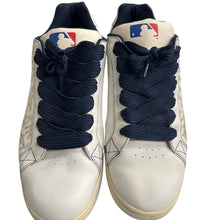 Load image into Gallery viewer, Yankees Reebok MLB Authentic Sneakers Size 12 Vintage
