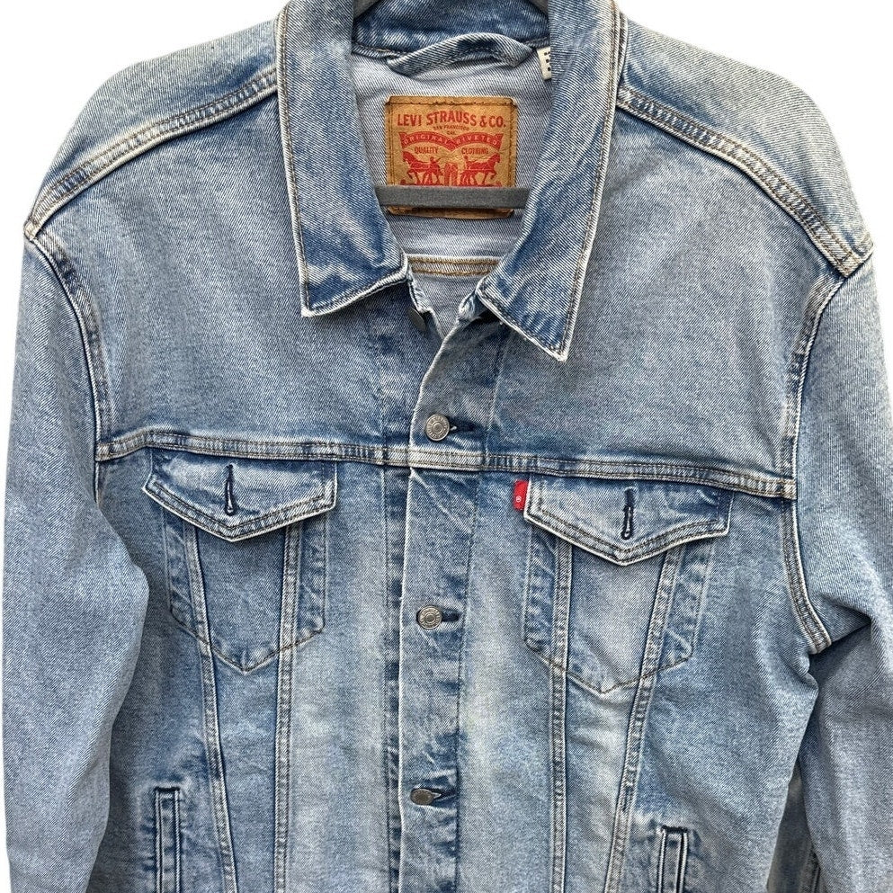 Vintage Y2K Levi’s Trucker Jacket XXL Light Wash Distressed Denim 90s 2000s