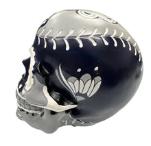 Load image into Gallery viewer, New York Yankees Sugar Skull Day of the Dead 5”
