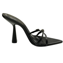 Load image into Gallery viewer, Femme Los Angeles Naxos Slip Heel Black Size 4.5
