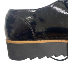 Load image into Gallery viewer, Chinese Laundry Kiss 001A Black Patent Platform Oxfords Men 7.5M Unisex
