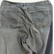 Load image into Gallery viewer, KIKIT Women's Plus Size 18W Black Wash Jeans Stretch Denim Comfortable
