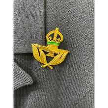 Load image into Gallery viewer, St. John Women’s Navy Double Breasted Cardigan Size 8
