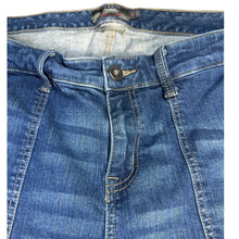 Load image into Gallery viewer, Torrid Boyfriend Straight Vintage Stretch Jeans 18S Patch Pockets
