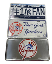 Load image into Gallery viewer, New York Yankees License Plates - Set of 3
