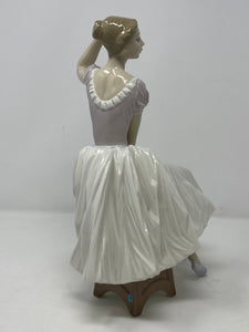 Lladro Weary Ballerina Girl Sitting on Stool - Retired