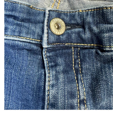 Load image into Gallery viewer, Torrid Boyfriend Straight Vintage Stretch Jeans 18S Short
