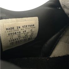 Load image into Gallery viewer, Nike Dunk Low White Black 2005 309431-102 Men’s Size 11
