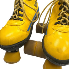 Load image into Gallery viewer, Vintage Makana Roller Skates M10 W11 Yellow with Blue Stripe
