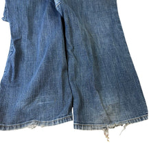 Load image into Gallery viewer, Old Navy Women’s 18 Regular Bootcut Jeans Blue Stretch Denim
