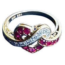 Load image into Gallery viewer, 14K Gold Natural Ruby Diamond Heart Knot Ring Size 7 585 3.09g Sizable

