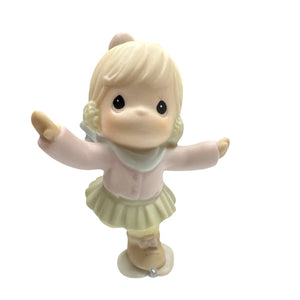 Precious Moments by Enesco Sugar Town Figurines New Set of 5 Ice Skating