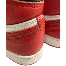 Load image into Gallery viewer, Nike Air Jordan 1 Retro OG Heritage Chicago 575441-161 W7.5

