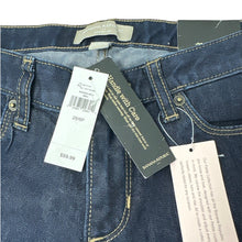 Load image into Gallery viewer, Banana Republic Straight Leg Dark Wash Jeans 28/6 NWT
